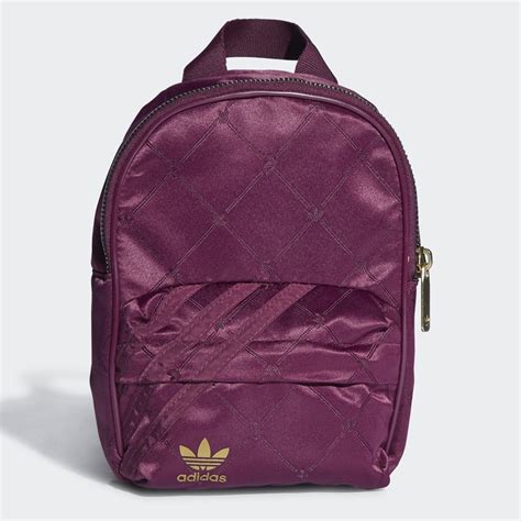 mochila adidas original.